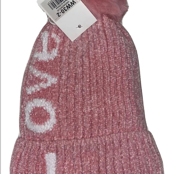 LOVE Pink Chenille Knit Winter Beanie Hat With Pom Pom NWT.. One Size - Picture 2 of 5